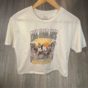 Organic Collective Graphic Crop Tee “Fill Your Life With Adventure”